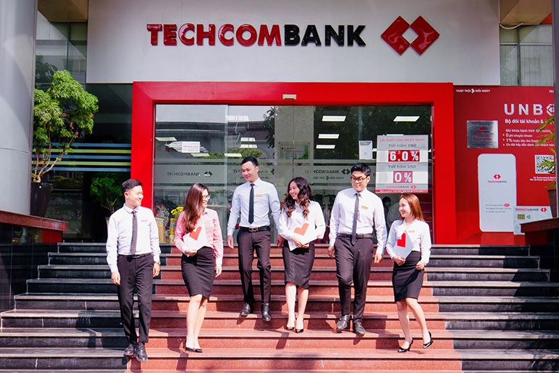 đồng phục ngân hàng techcombank