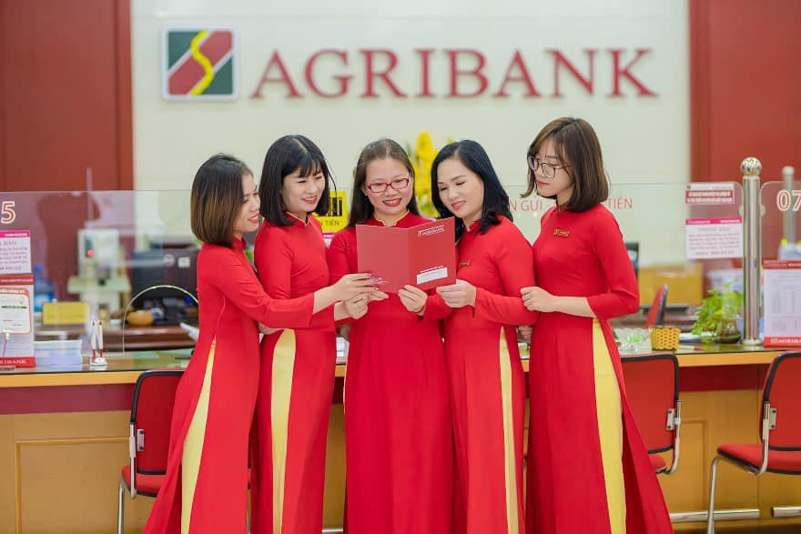 đồng phục ngân hàng Agribank
